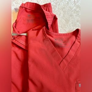 Mens XS Figs Scrub Set: Clay